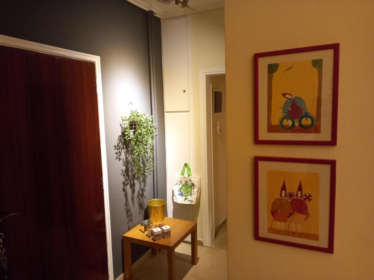 Fresh And Elegant Apartment, 9' From City Center Atenas Exterior foto